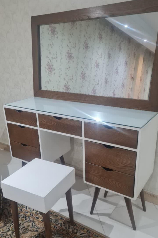 میز آرایش