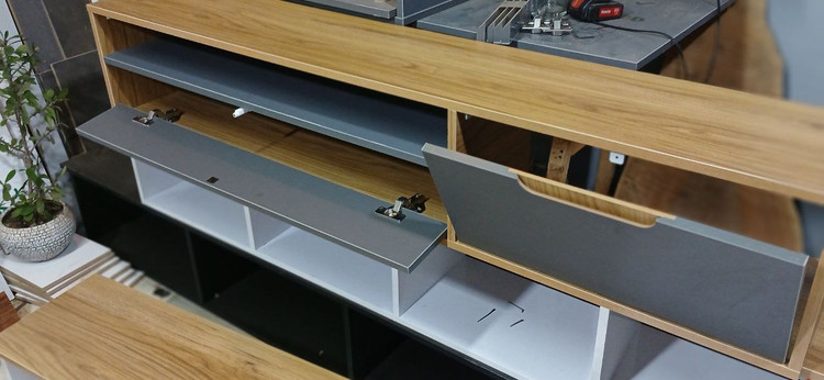 میز تلویزیون