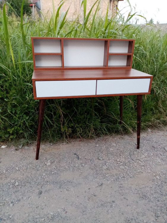 میز تحریر